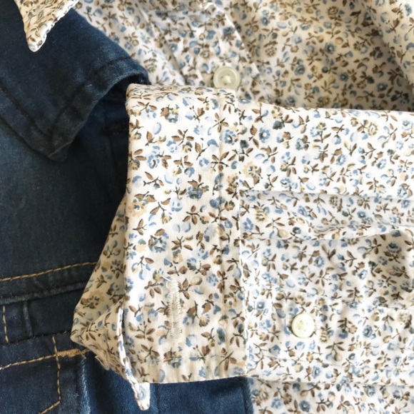 Land’s End Flowered button-down blouse - Picture 5 of 5